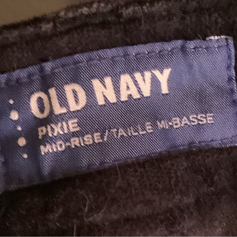 Old Navy Black Velvet Feel sz. 8 Woman/Junior Pants
